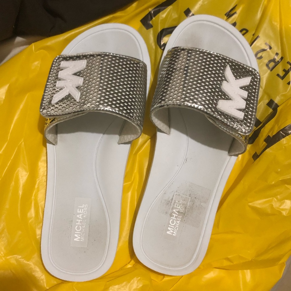 Michael Kors slippers